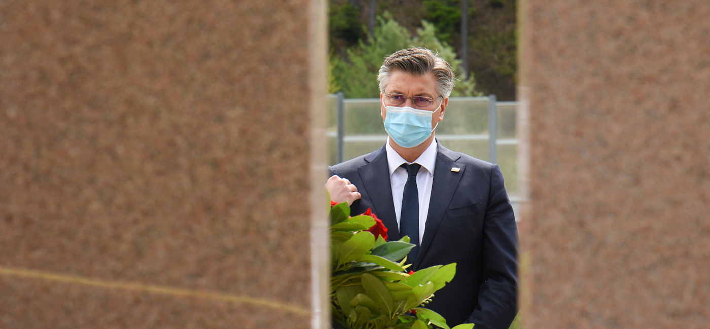 Plenković u Maclju: Osuda zločina i pijetet prema žrtvama jedini je put k zacjeljivanju rana iz prošlosti